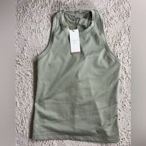 CALIA green tank